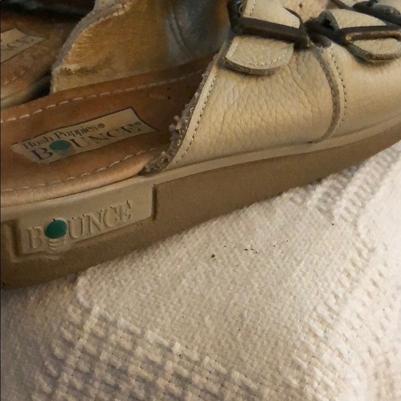 VeryVery Comfortable Hush Puppy Sandals Sz - Picture 2 of 3